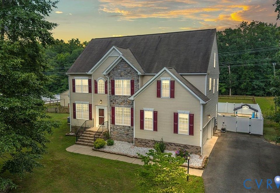 1st image of 8381 Town Hall Ct