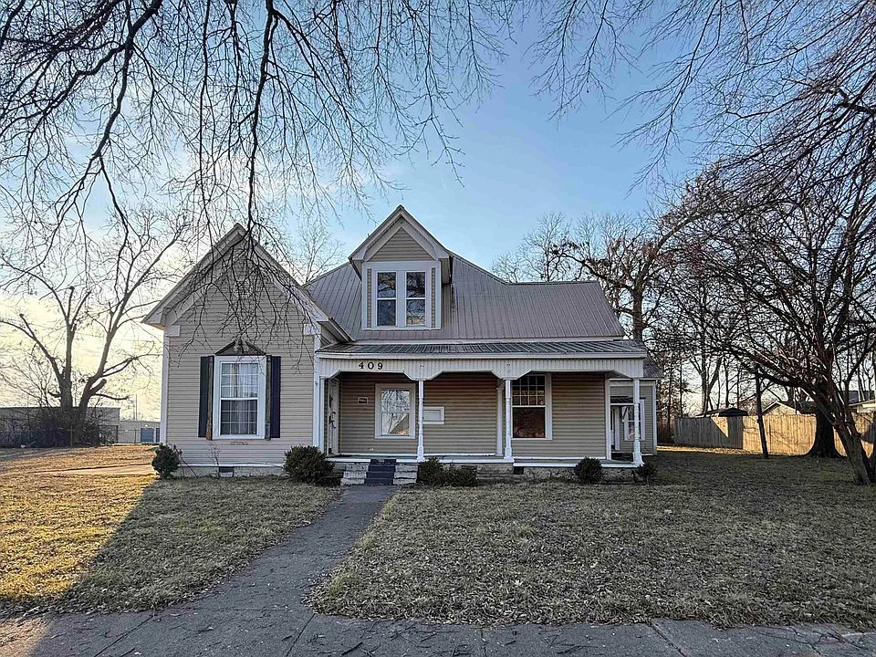 1st image of 409 S Spring St