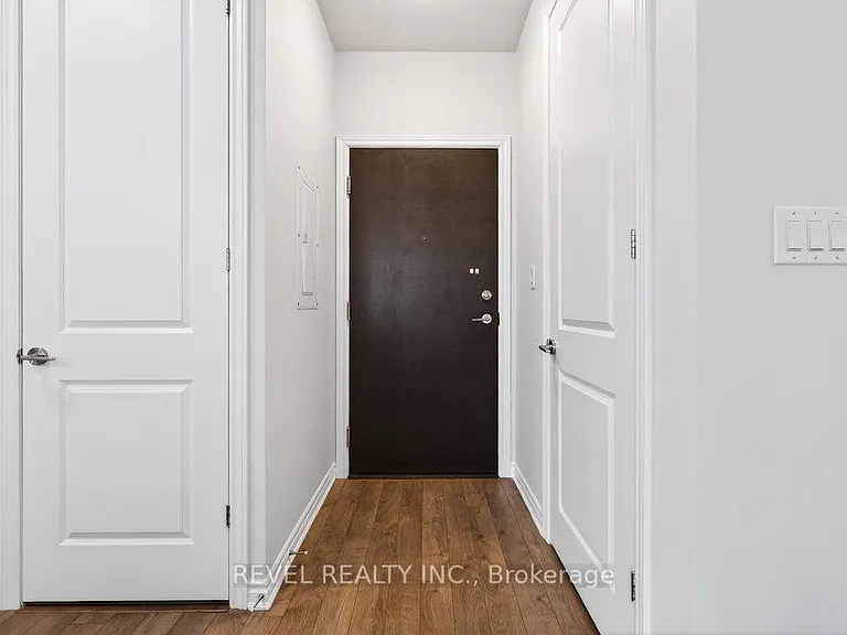 150 Oak Park Blvd #503 — Photo 9