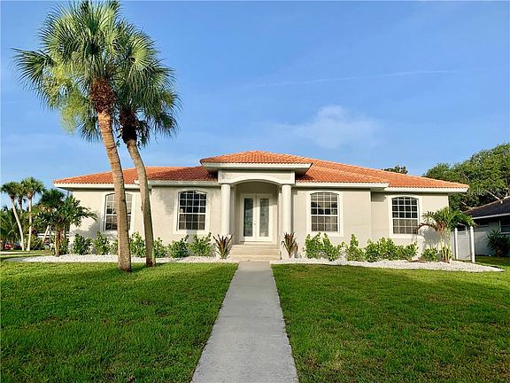 2nd image of 2301 Goya Dr