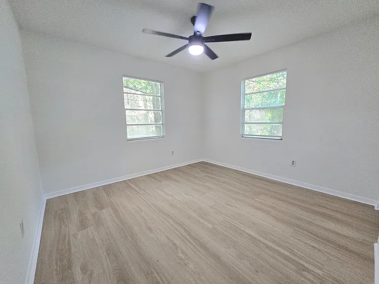 1017 Fremont Ave — Photo 18