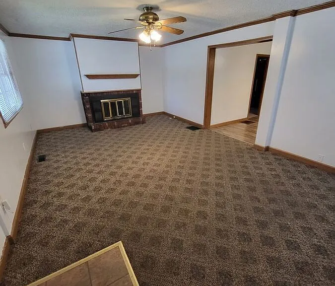 2250 Garfield Ave — Photo 14