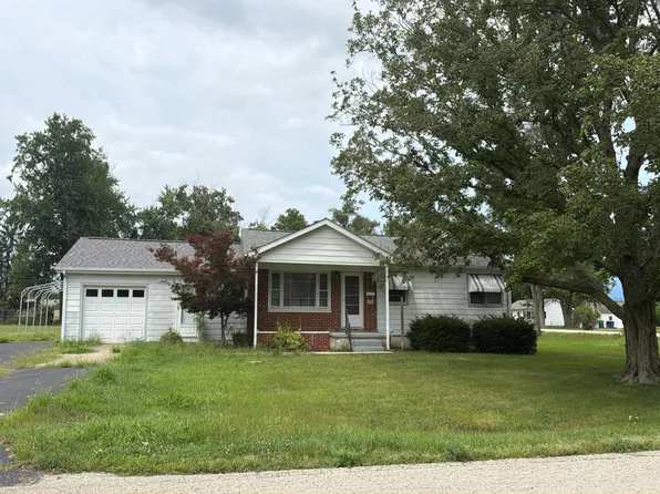 3790 E Maynor St, Decatur, IL 62521