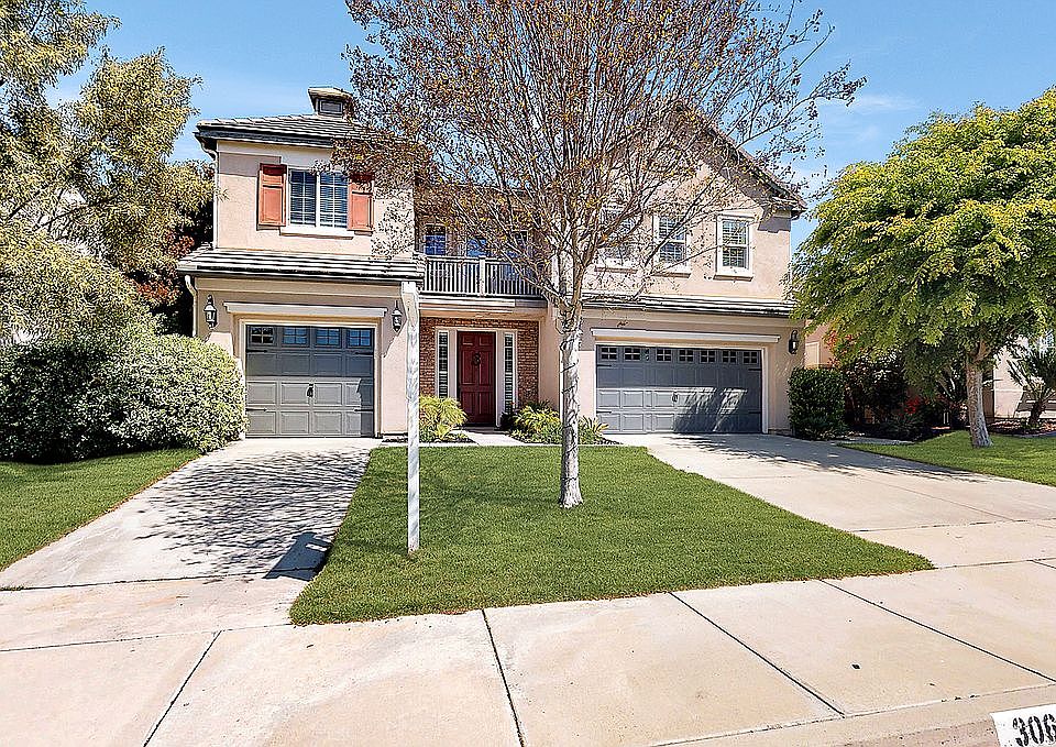 1st image of 30642 Lily Pond Ln