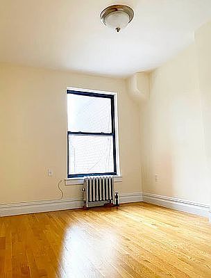 3rd image of 411 Park Ave S #4D