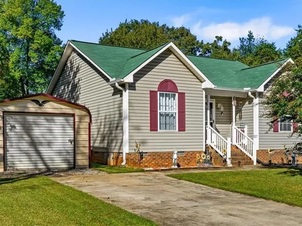 3256 Stockton St, Winston Salem, NC 27107