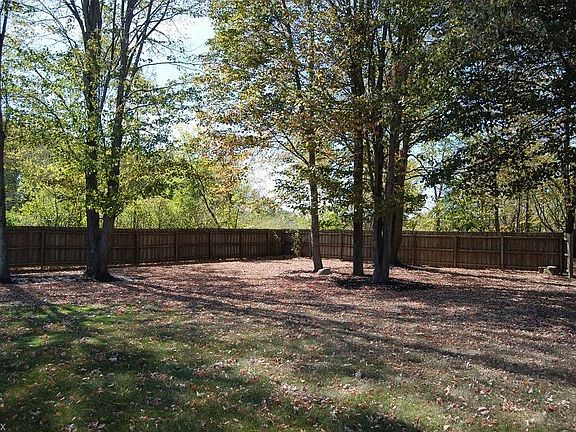 5th image of 11190 Forestview Dr