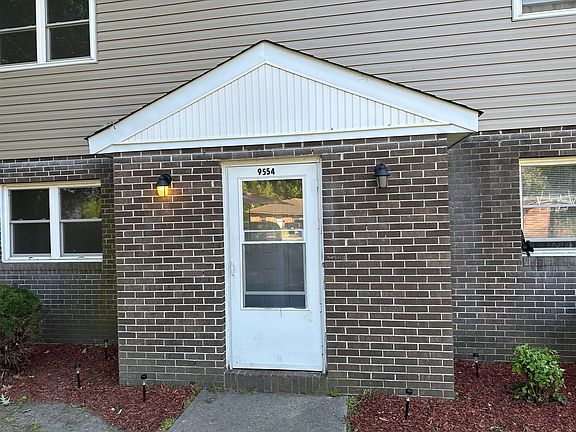 2nd image of 9554 Lakeside Dr #A