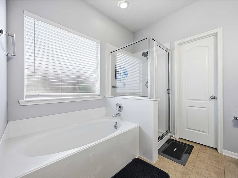 10634 Kentington Oak Dr — Photo 20