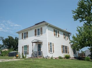 114 Deardorff Ave, Peru, IA 50222