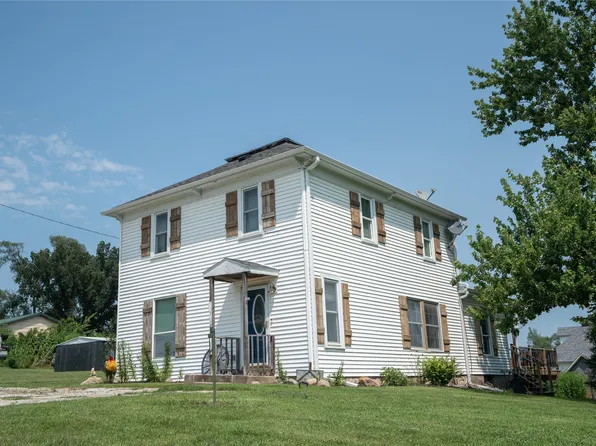 114 Deardorff Ave, Peru, IA 50222
