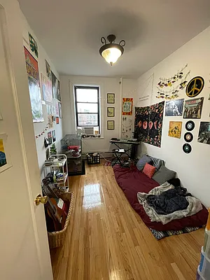 Rented by Lang Realty LLC | media 5