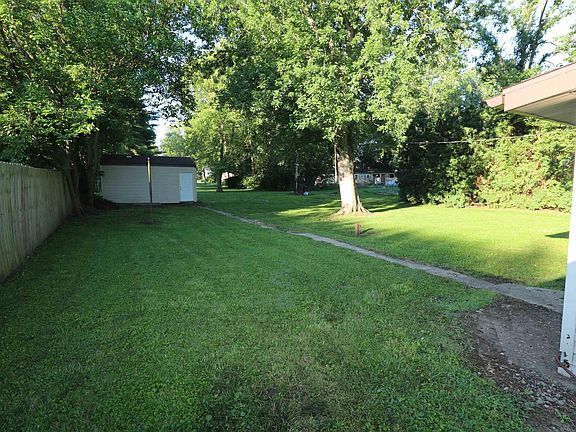 2nd image of 547 W County Road 700 N