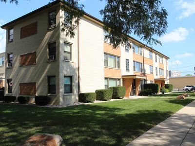 5624 W Goodman St #2, Chicago, IL, 60630