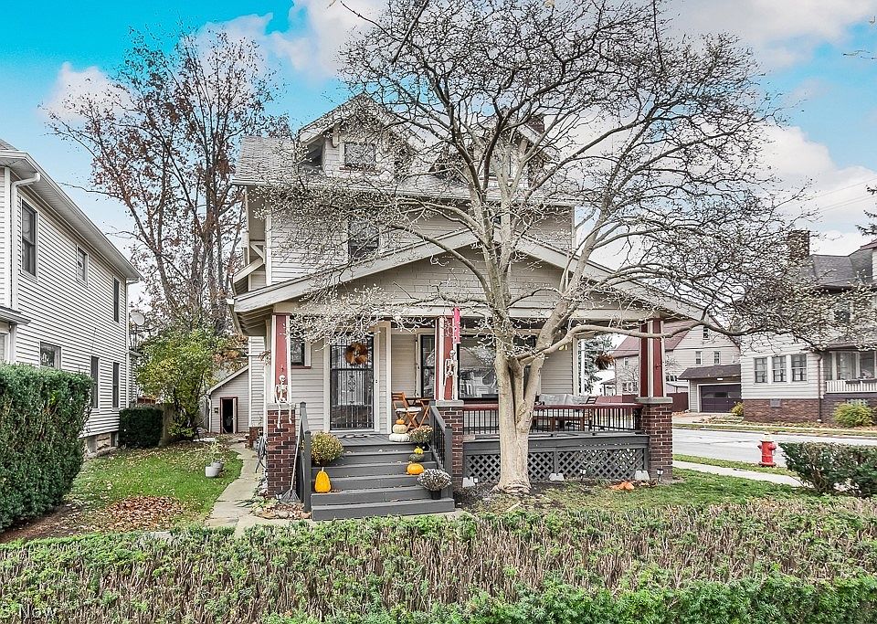 1521 Lincoln Ave, Lakewood, OH 44107 | Zillow