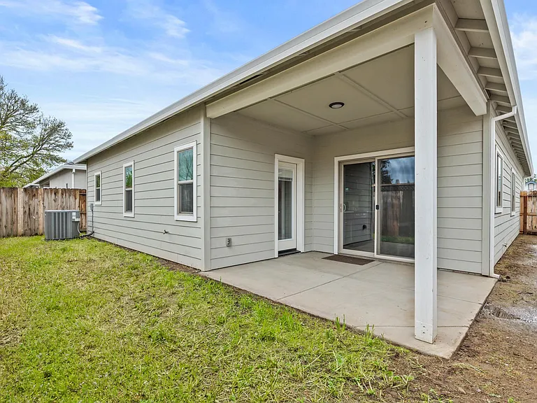 2923 Carlene Pl — Photo 25