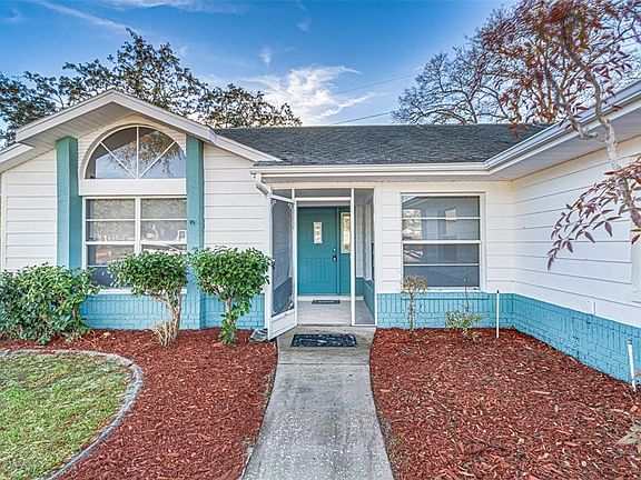 3rd image of 3033 Tiffany Ct