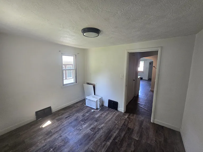 521 S Menlo Ave #2 — Photo 7