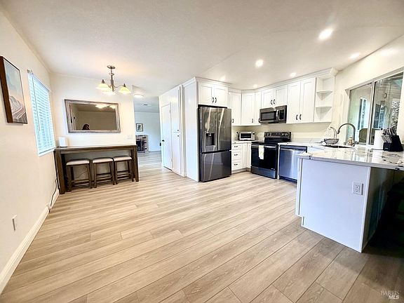 5th image of 2471 Westvale Court