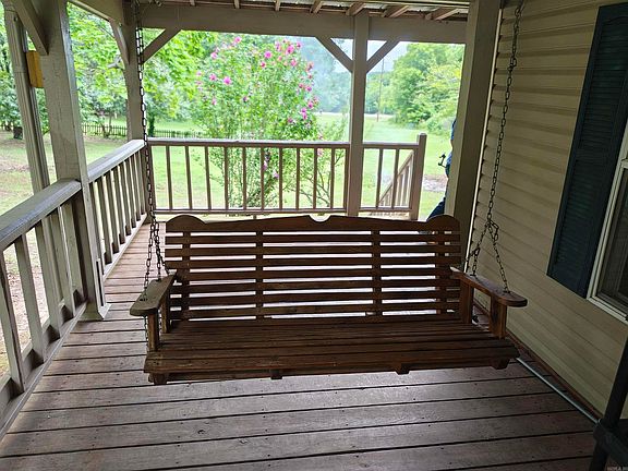 4th image of 364 Bagby Ln