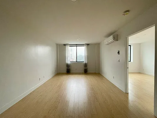 Rented by Oxford Property Group | media 29