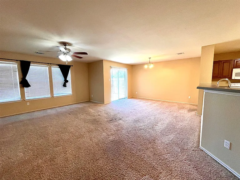 11505 Burton St — Photo 3