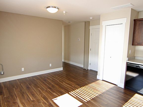 2nd image of 623 S Wolcott St APT 316