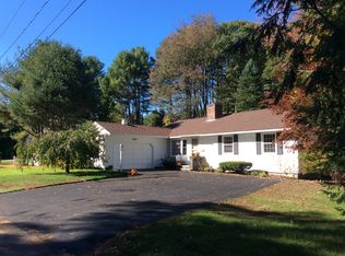 5 Oak Bluff Rd, Kennebunk, ME 04043