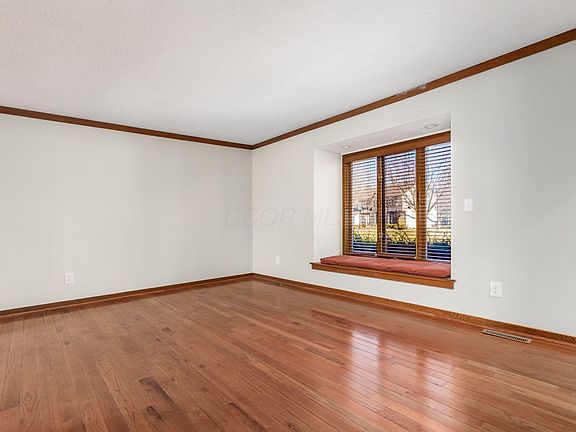 3rd image of 7195 Dominick Ct