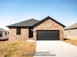 1014 Fenli Ave, Monett, MO 65708