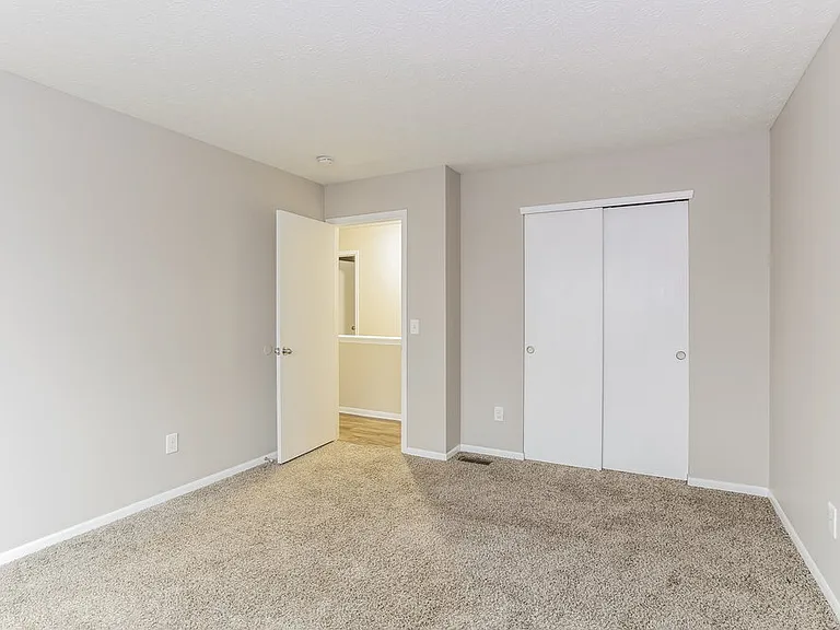 6280 Marengo St — Photo 15
