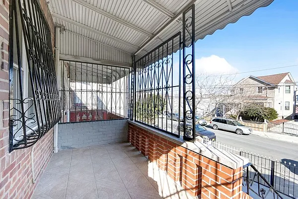 Rented by CRG Realty Inc | media 3