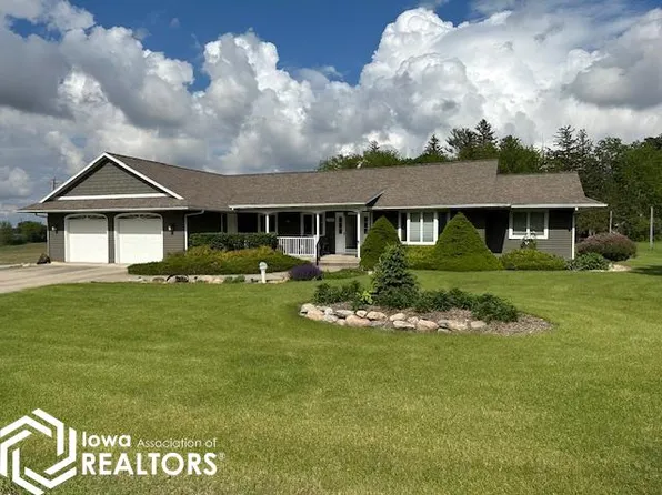 103 Prospect Dr, Ackley, IA 50601