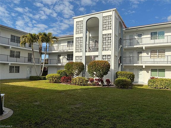 5th image of 5 High Point CIR W #209