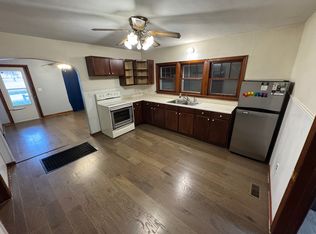 603 NW Cross St #603, Mount Sterling, IL 62353