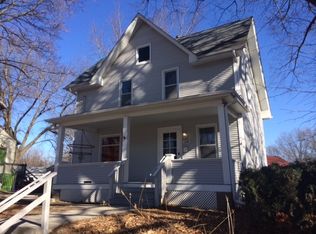1128 Muscatine Ave, Iowa City, IA 52245