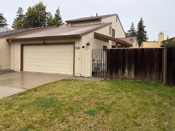 1023 Camphor St, Manteca, CA 95337