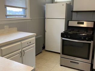 19 Sherwood Ave APT 2, Yonkers, NY 10704