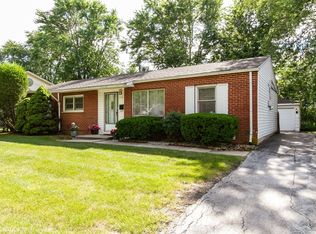 930 Princeton Ave, Matteson, IL 60443