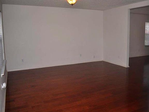 3rd image of 1404 Di Orio Dr