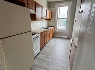 528 Franklin St #3F, Reading, PA 19602