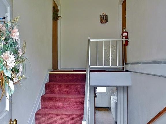 5th image of 125 W 35th St APT 1