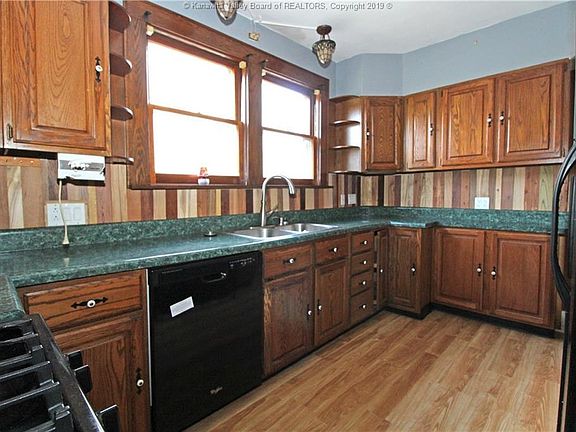 4th image of 942 Hazelwood Ave