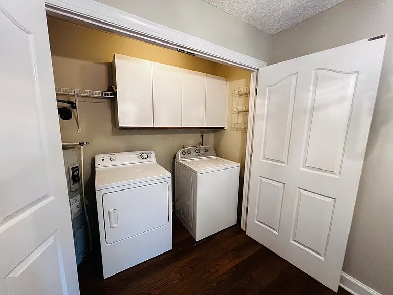 214 Ellington St #1 — Photo 4