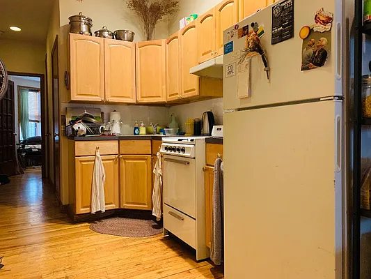 Rented by SBJ Brokerage, LLC | media 14