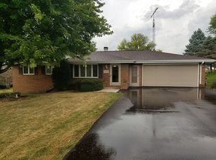 16890 Muntz Ct, Dubuque, IA 52001