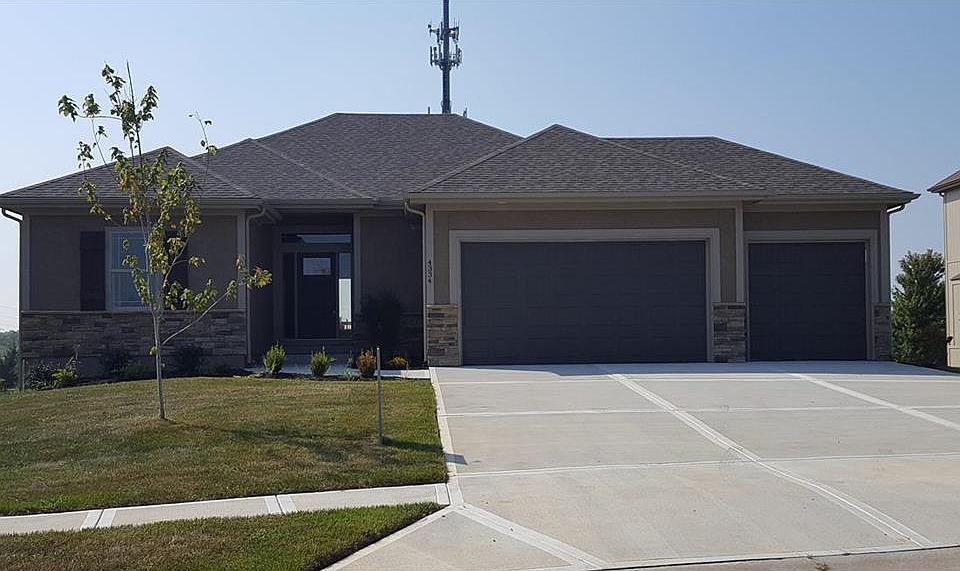 1st image of 4334 S Stone Canyon Dr