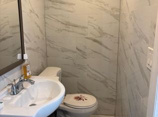 12 Lee St FLOOR 1, Roosevelt, NY 11575