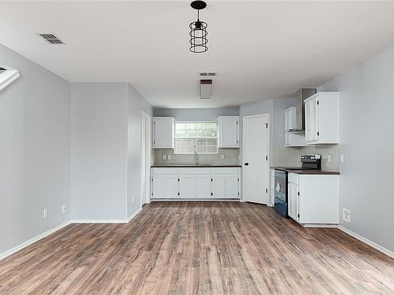 5th image of 4420 Toucan Ave