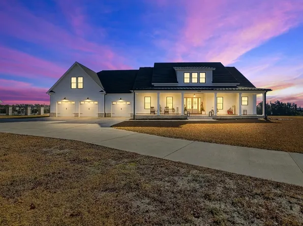 280 Bay Ridge Dr., North Myrtle Beach, SC 29582